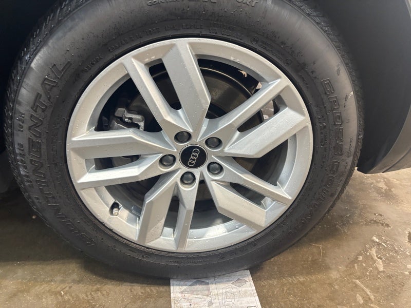 2022 Audi Q5 S line Premium