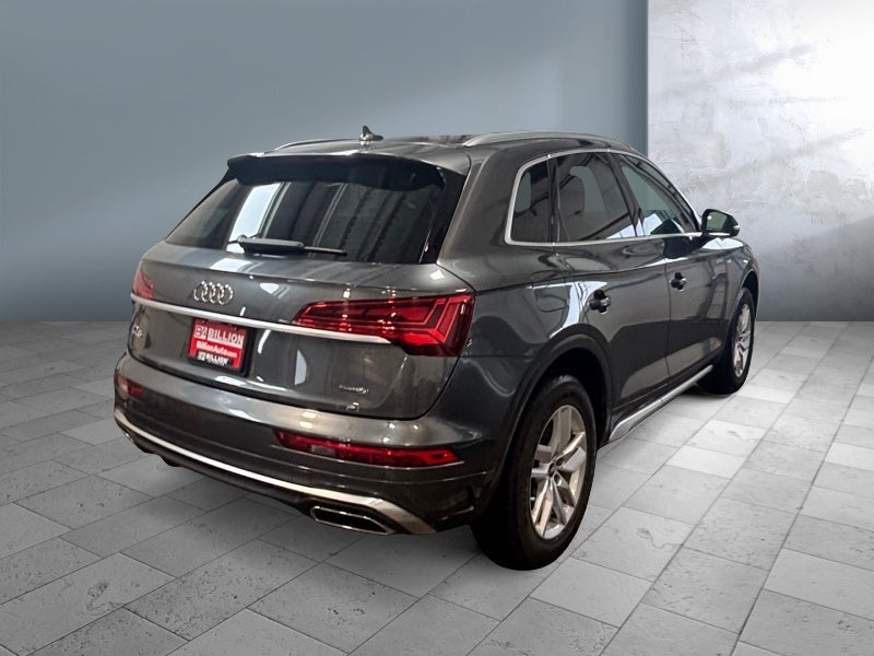 2022 Audi Q5 S line Premium