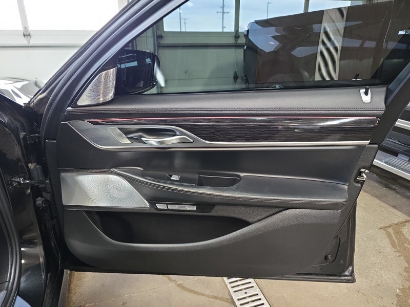 2016 BMW 7 Series 750i xDrive